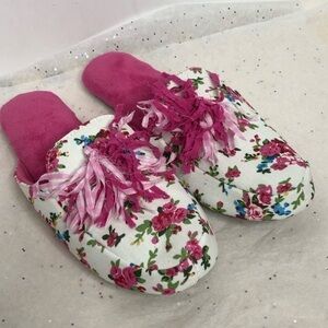 Spring slippers